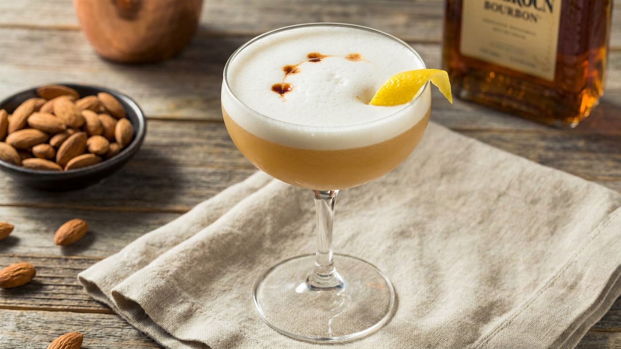 Amaretto Whiskey Sour